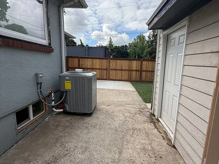 3325 SE 25th Ave — Photo 30