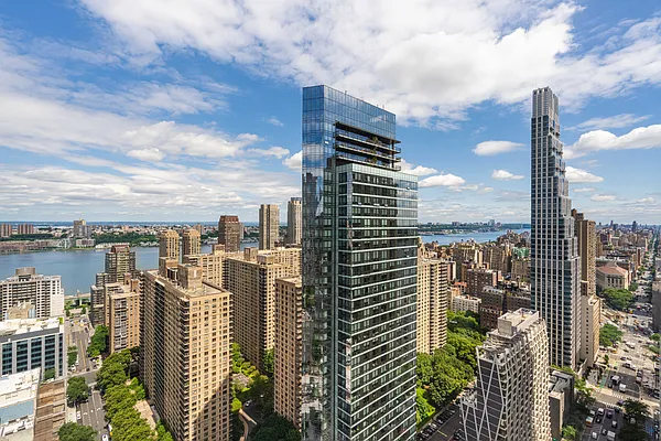 160 West 66th Street #39B in Lincoln Square, Manhattan