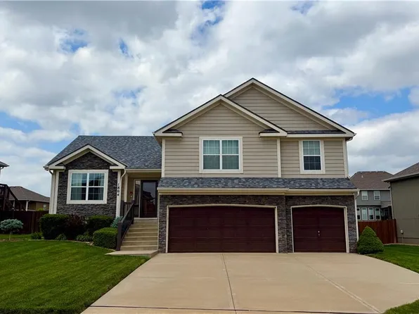 1804 NW 94th Ter, Kansas City, MO 64155