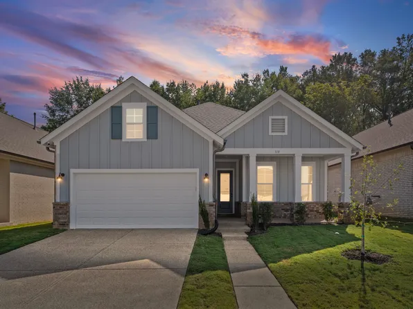 318 Delphinium Dr E, Cordova, TN 38018