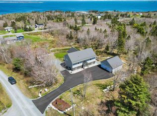 31 Old Ice Rd, Queens, NS B0T1K0