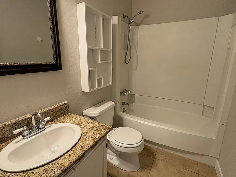 204 Grey Rd — Photo 7
