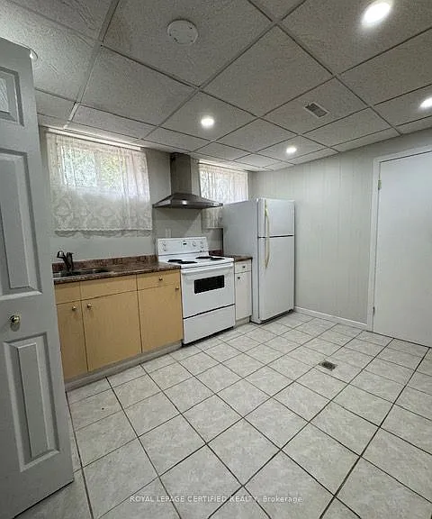 2171 Corsair Rd #LOWER — Photo 3