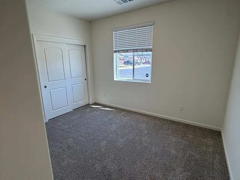 2026 Sherbrook Ave — Photo 19
