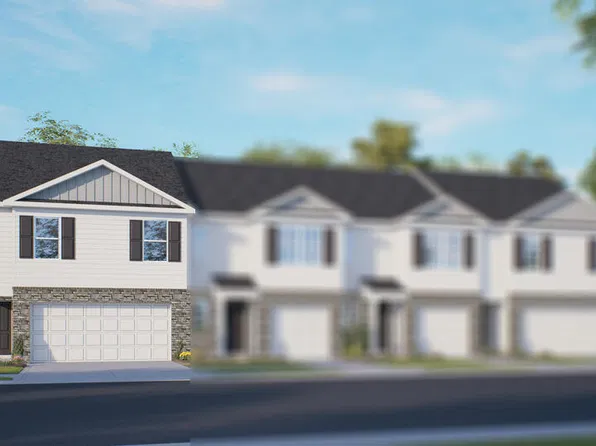 126 Rusling Leaf Dr, Fuquay Varina, NC 27526