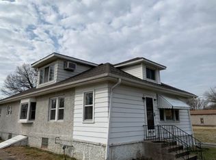 2504 Elizabeth St, Alton, IL 62002