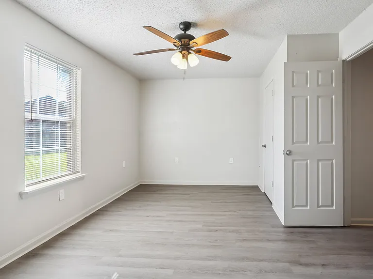 6782 Bundy Rd — Photo 8
