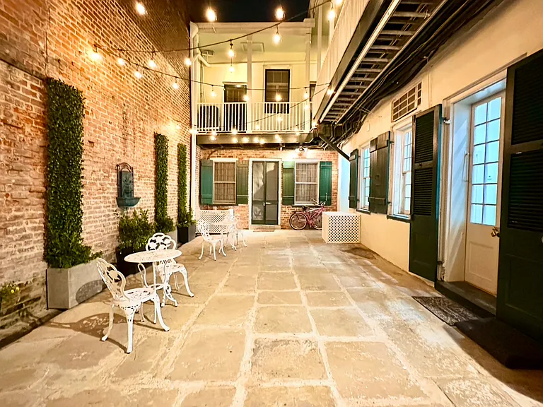 818 Bourbon St #1 — Photo 9