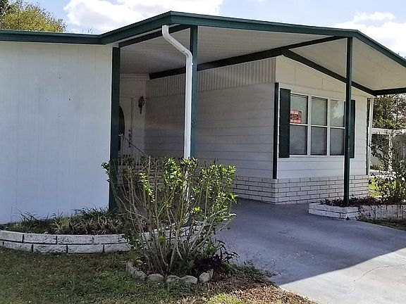4th image of 2245 Village Hill Dr