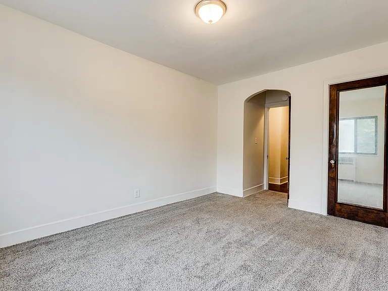 2915 Belrose Ave #203 — Photo 21