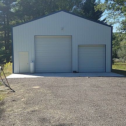 2nd image of 1877 N Jebavy Dr