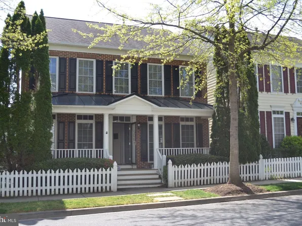506 Leaning Oak St, Gaithersburg, MD 20878