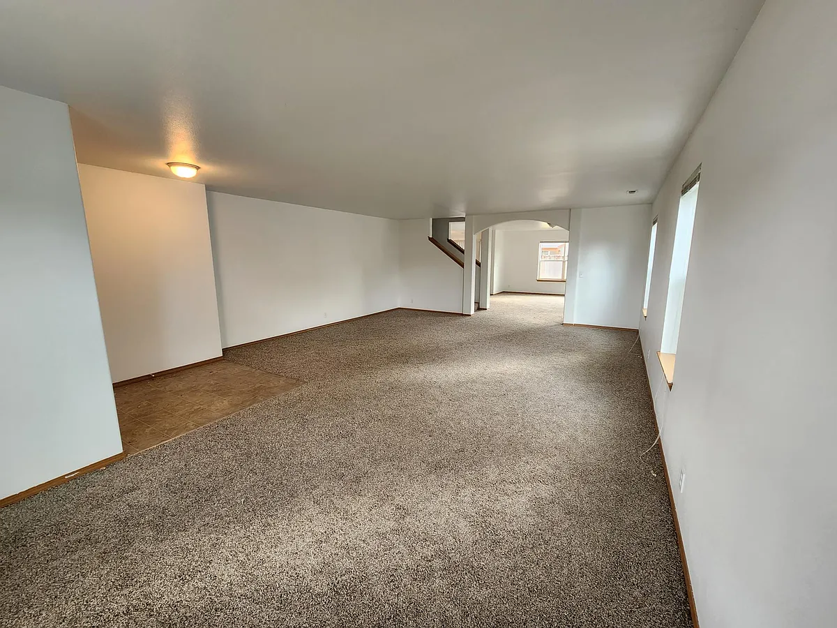 Big formal living room - 112 Roberts St NE