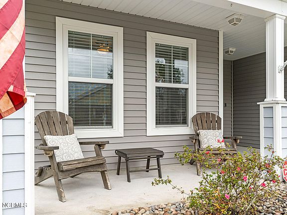 5th image of 4221 Cherry Laurel Dr SE