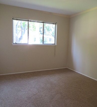 5th image of 1433 Ebener St APT 1