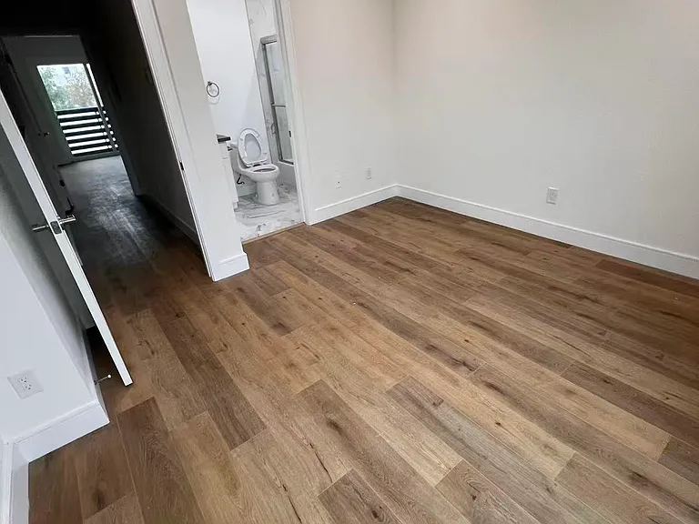 836 N Ridgewood Pl #2 — Photo 3
