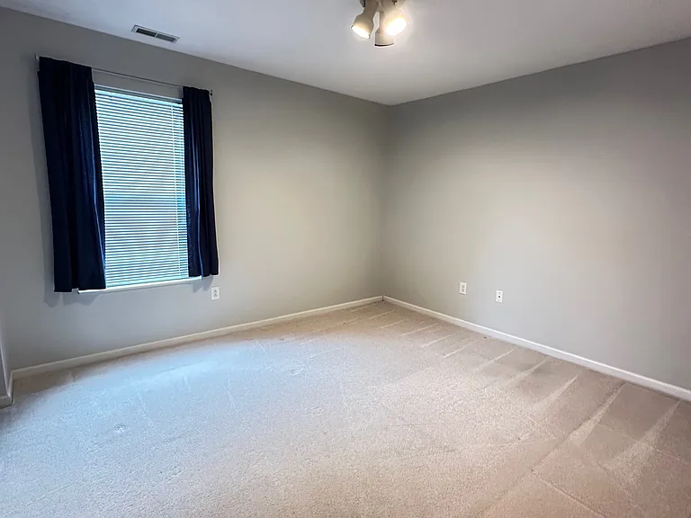 3843 Constitution Dr — Photo 4