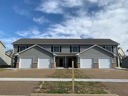 2nd image of 4647 Squaw Valley Dr