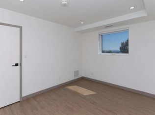 377 Cumberland St N #2, Thunder Bay, ON P7A4P6