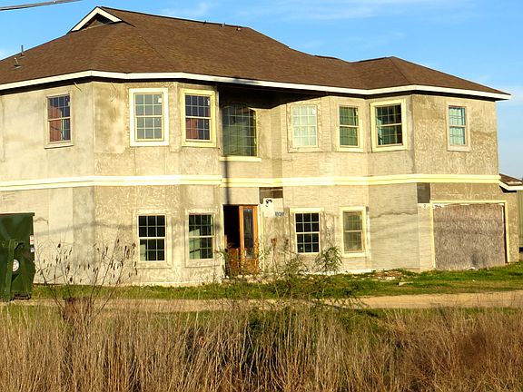 2nd image of 202 Monterrey Hills Dr