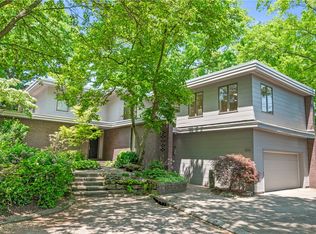 530 Linden Ln, Pittsburgh, PA
