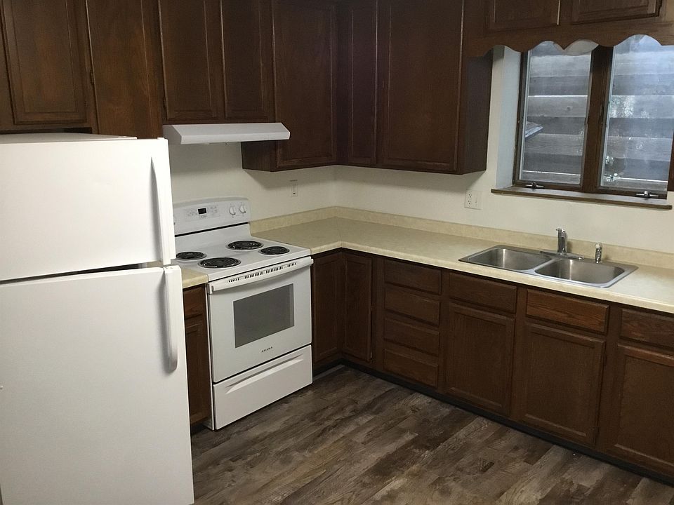 1st image of 1105 E Bowen Ave APT C