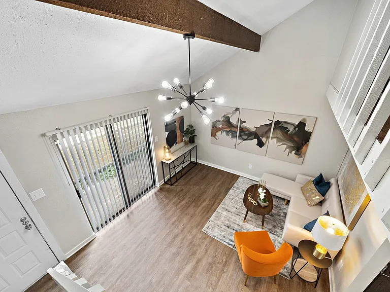 51 Ten Townhomes — Photo 25