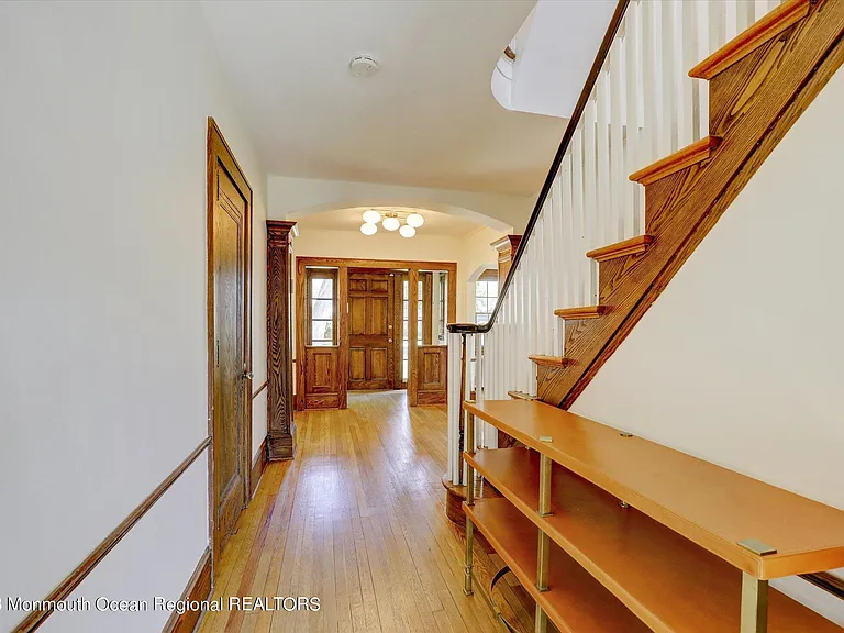 570 N Edgemere Dr #A — Photo 23