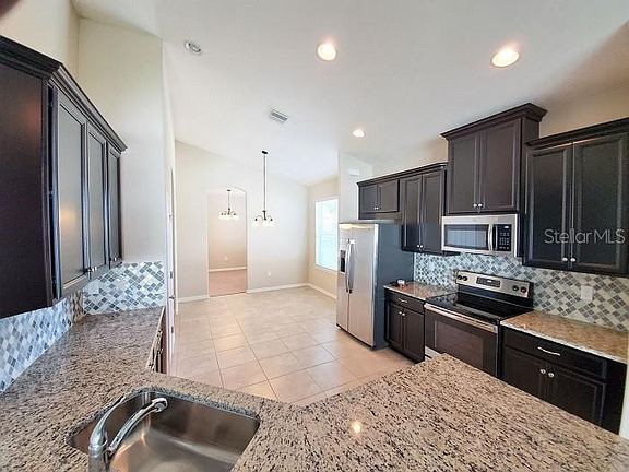 4th image of 8514 Grand Aspen Way