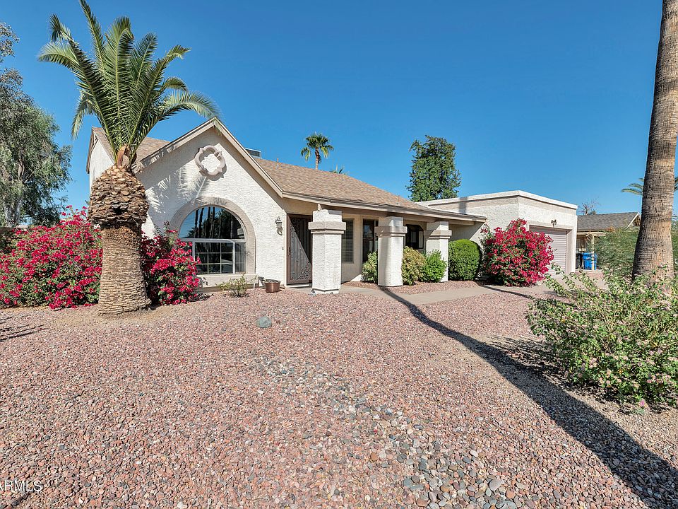 1st image of 516 E RENEE Drive