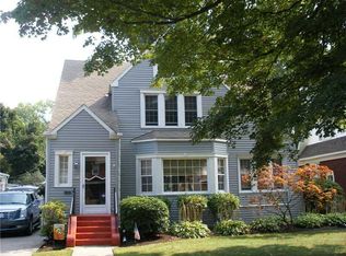 609 Kahkwa Blvd, Erie, PA 16505