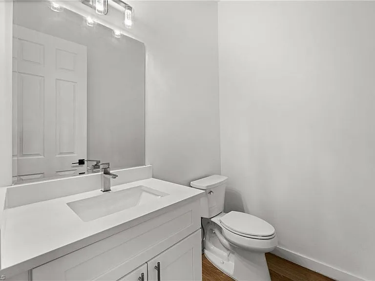1916 Jefferson Ave — Photo 21