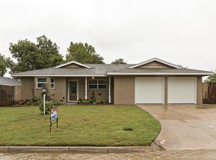 7101 NW Woodland Dr, Lawton, OK 73505