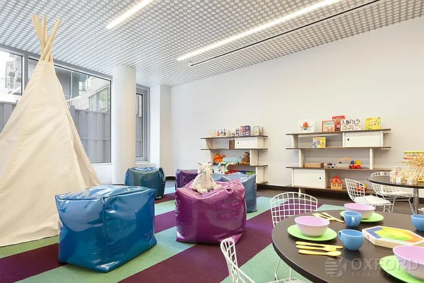 Rented by Oxford Property Group | media 33