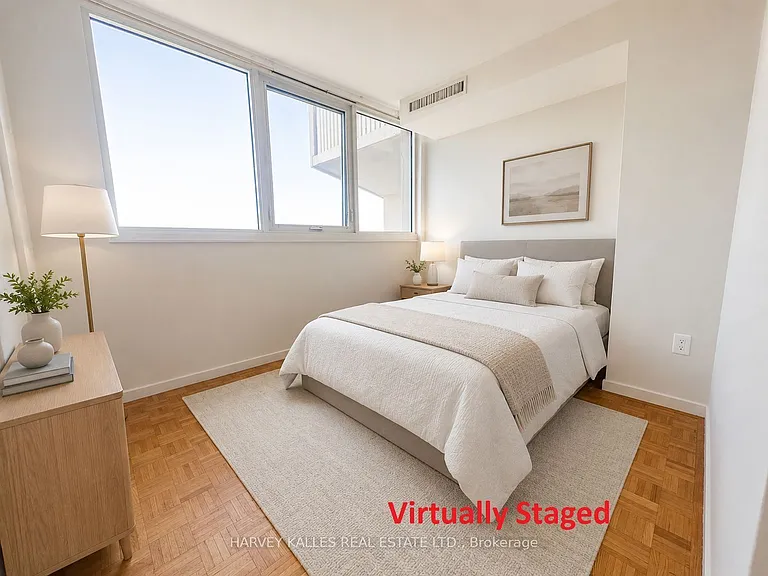 150 Neptune Dr #704 — Photo 30