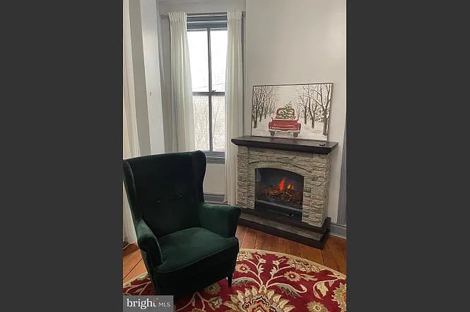 73 W Main St — Photo 14