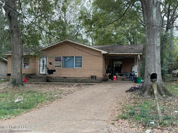 425 Windsor Dr, Jackson, MS 39209