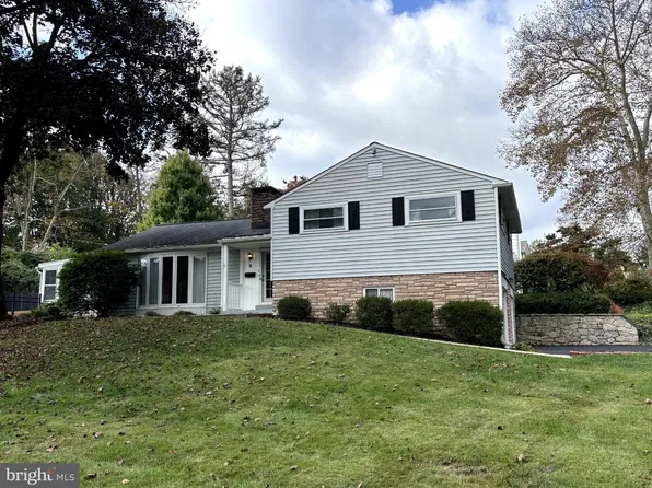6 Cobblestone Dr, Paoli, PA 19301