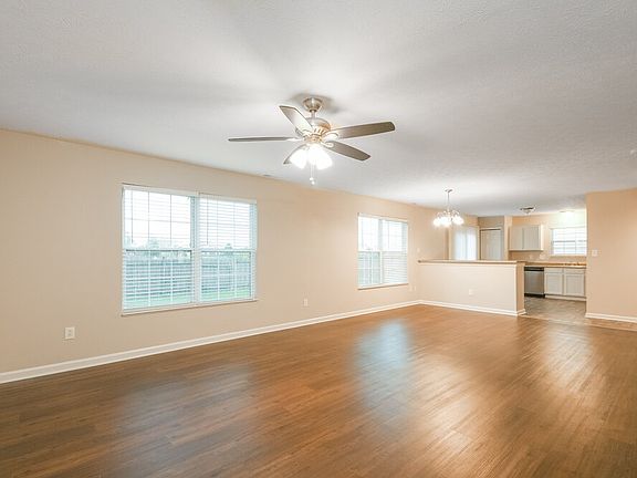 4th image of 6640 W Irving Dr