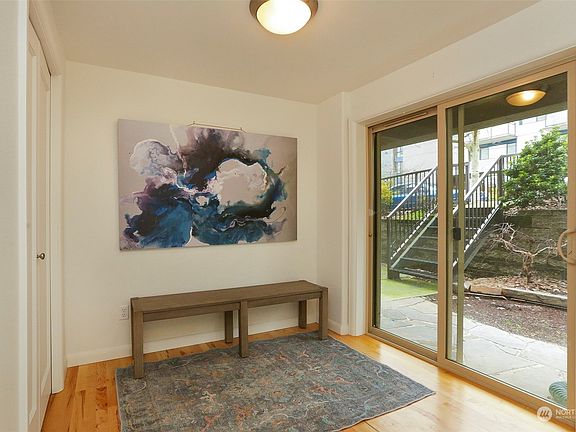 4th image of 1516 Taylor Avenue N #C