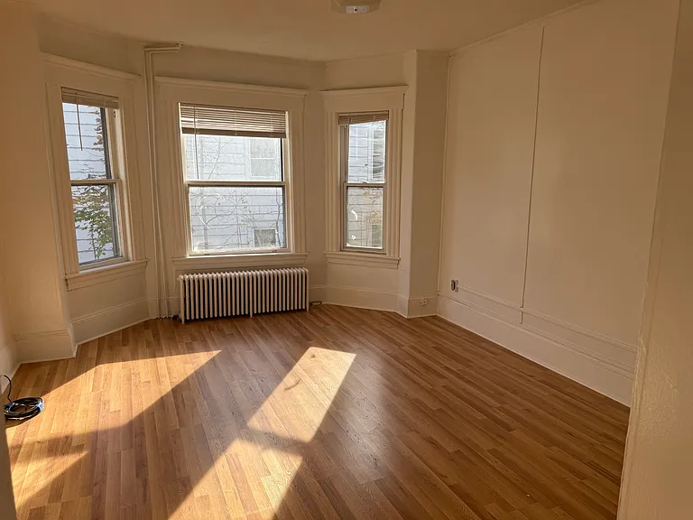 663 Railroad St #3 — Photo 8