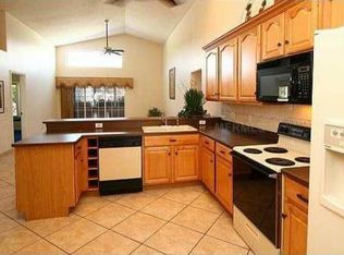 2619 Hawthorne Ln, Kissimmee, FL 34743