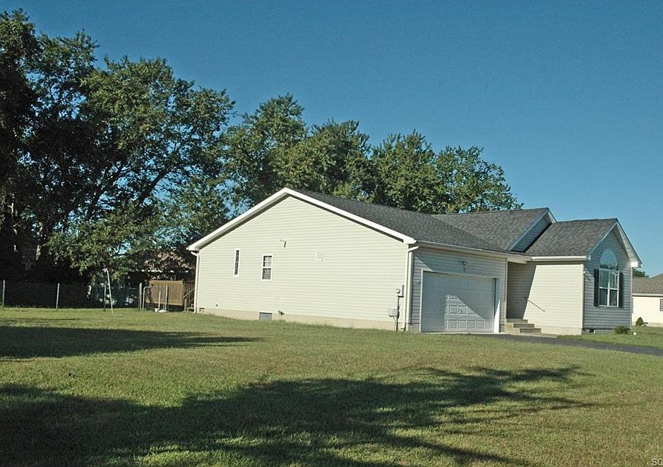 1st image of 36 Ocean Breeze Dr