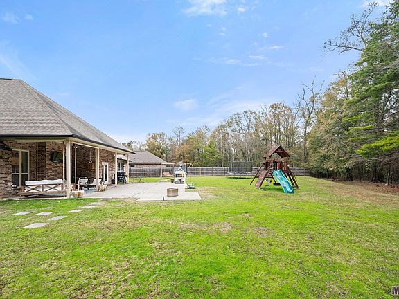 4th image of 4979 Harbor Ln
