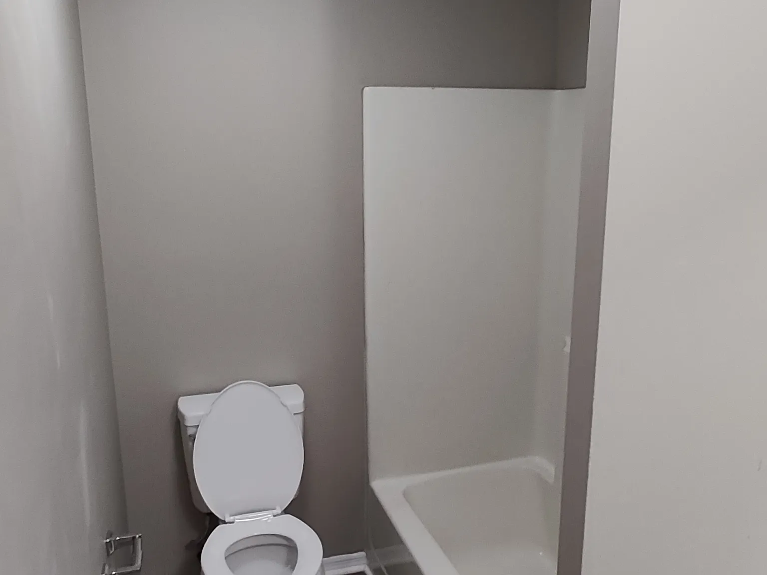2 bed, 775 sqft, $850 — Photo 2