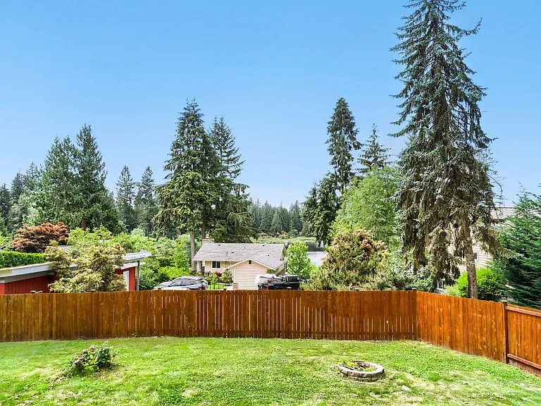 23332 E Echo Lake Rd — Photo 20