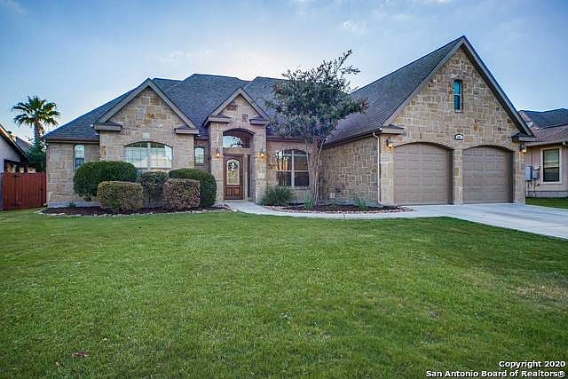 1st image of 421 English Oaks Cir