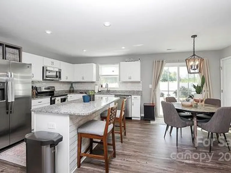 5316 Merwyn Ave — Photo 9