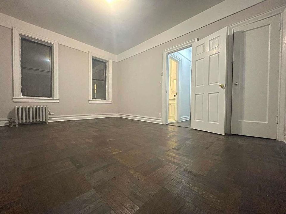 2nd image of 1601 Ocean Pkwy #2II