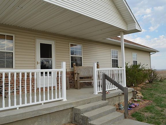 4th image of 1008 Elrod Ave